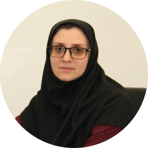 خانم صادقی